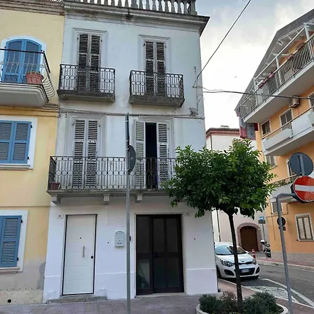 Cairoli House- Dom wakacyjny
